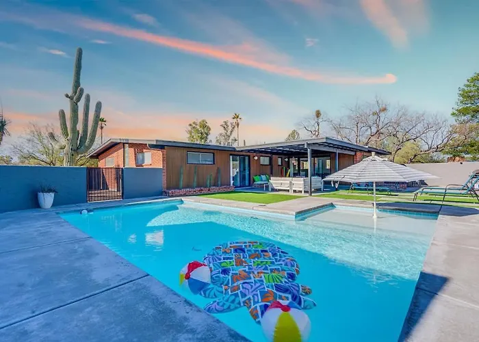 Mid-century Desert Galore With Pool * Tucson