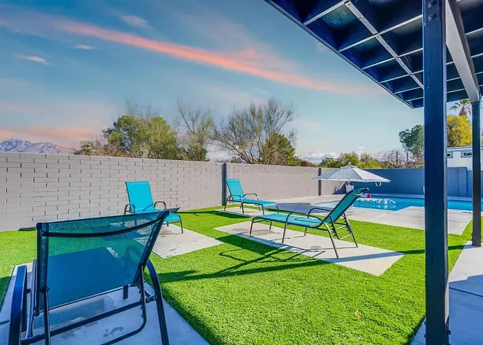 Mid-century Desert Galore With Pool